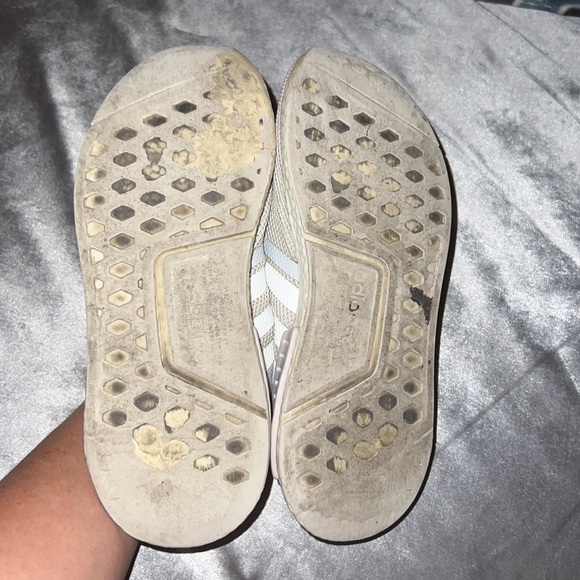 Adidas NMD R1 - Picture 9 of 10